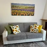 Hospitality And Comfort In Rome: E&e